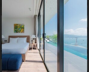 Villa, 4 chambres, piscine privée, en front de plage | Bureau, espace de travail pour ordinateur portable