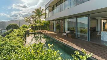 Family Villa, 4 Bedrooms, Private Pool, Sea View | Exterior