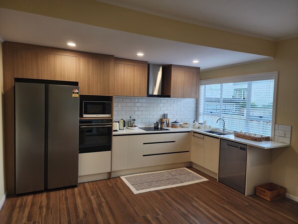 Private kitchen - Entire home in Greenlane (Auckland)