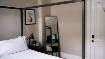 5 quartos, ferros/tábuas de passar roupa, berço de viagem, Wi-Fi