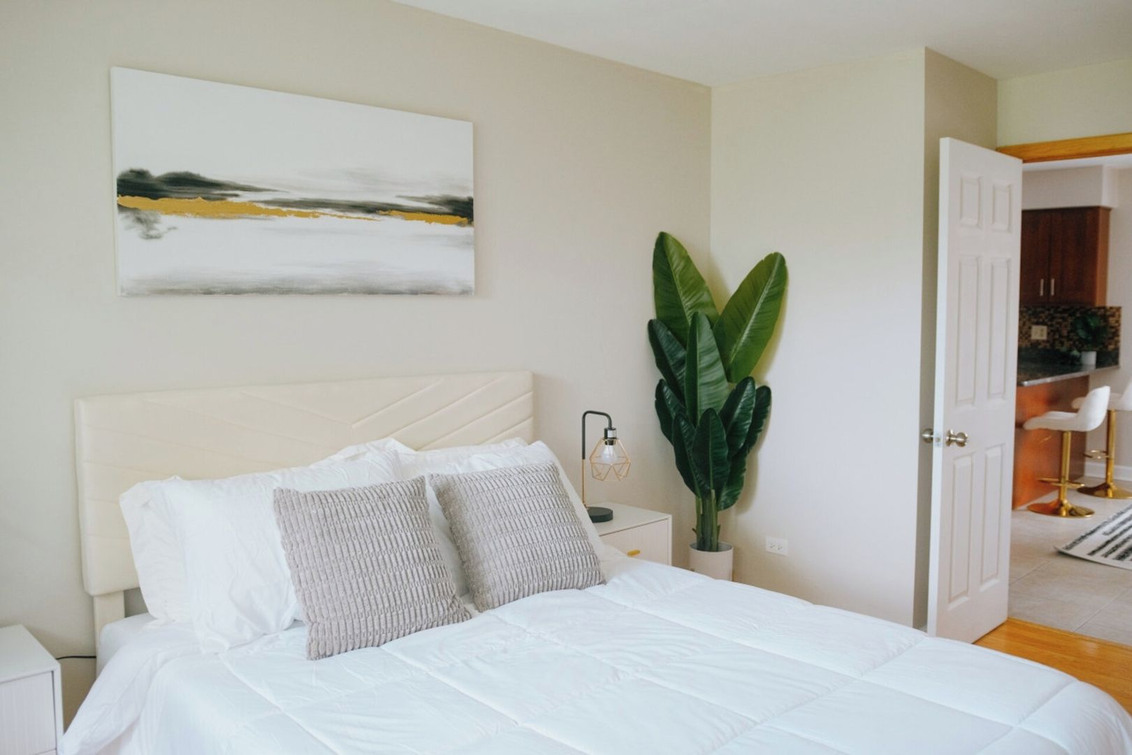 3 bedrooms, iron/ironing board, travel cot, WiFi