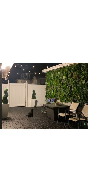 Terrace/patio - Marvelous 1-bedroom guest suite in Miami Gardens near Hardrock Stadium (Miami Gardens)