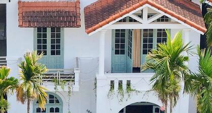 Cozy and friendly, right in the heart of Hue.
