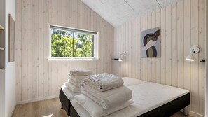 6 bedrooms, WiFi (free)