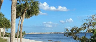 A/Quaint 1-bedroom bungalow with AC in Punta Gorda/Port Charlotte