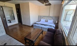 Chambre Double Deluxe, balcon, vue montagne | Wi-Fi gratuit
