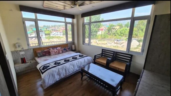 Chambre Double Deluxe, balcon, vue montagne | Wi-Fi gratuit