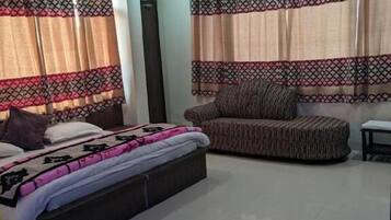 Habitació doble Deluxe, balcó, vistes a la muntanya | Interior