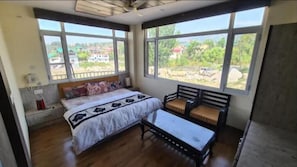 Deluxe Double Room, Balcony, Mountain View