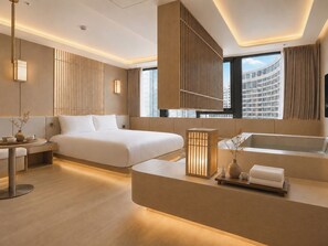 Deluxe Double Spa Room - City View | Rideaux occultants, fer et planche à repasser, Wi-Fi gratuit