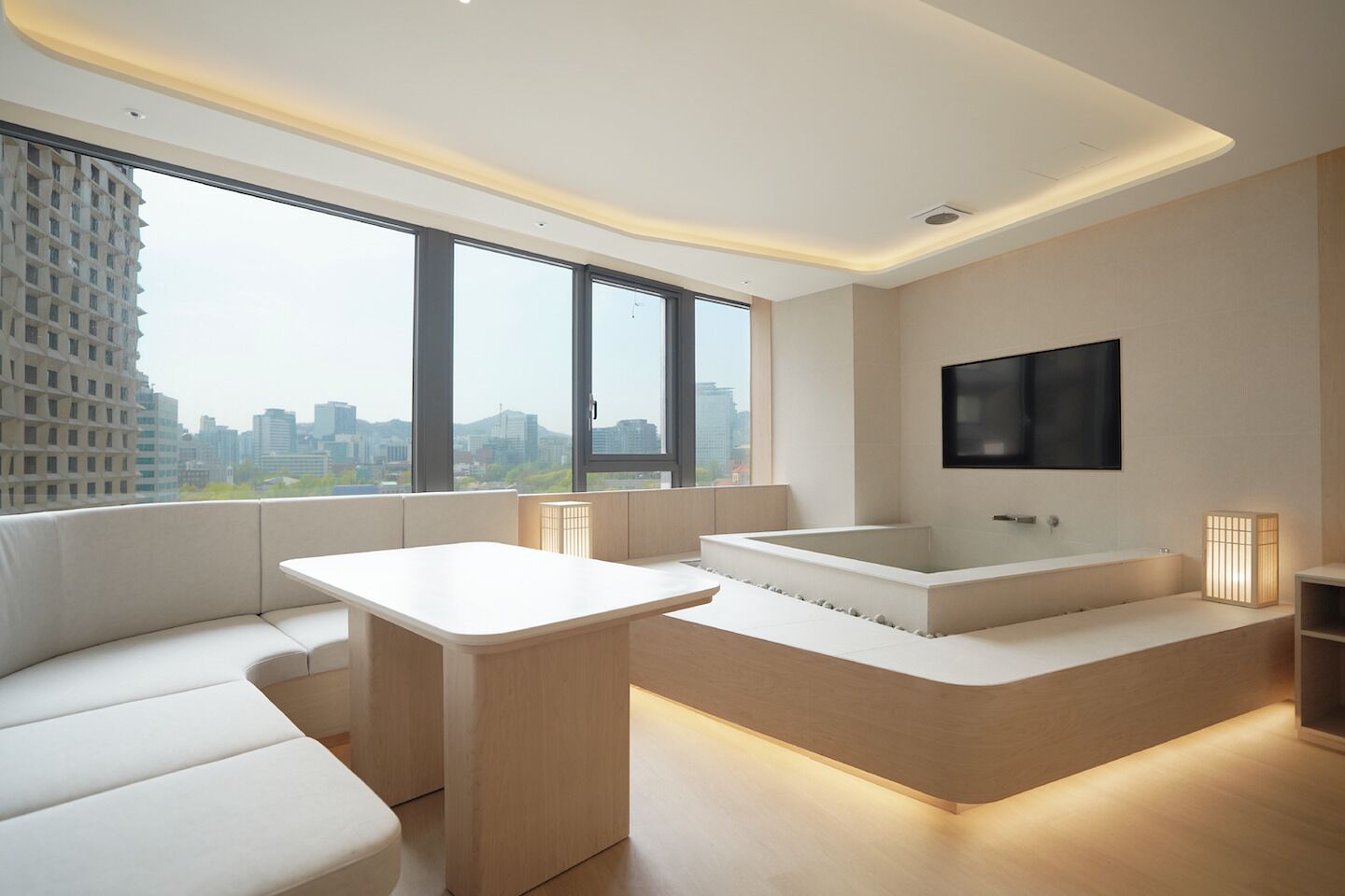 Premier Spa Suite - Plaza View | Vue de la chambre
