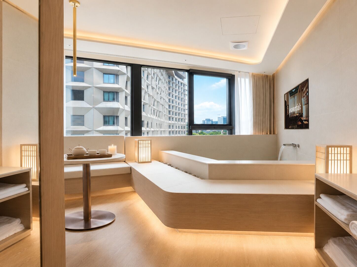 Private spa tub