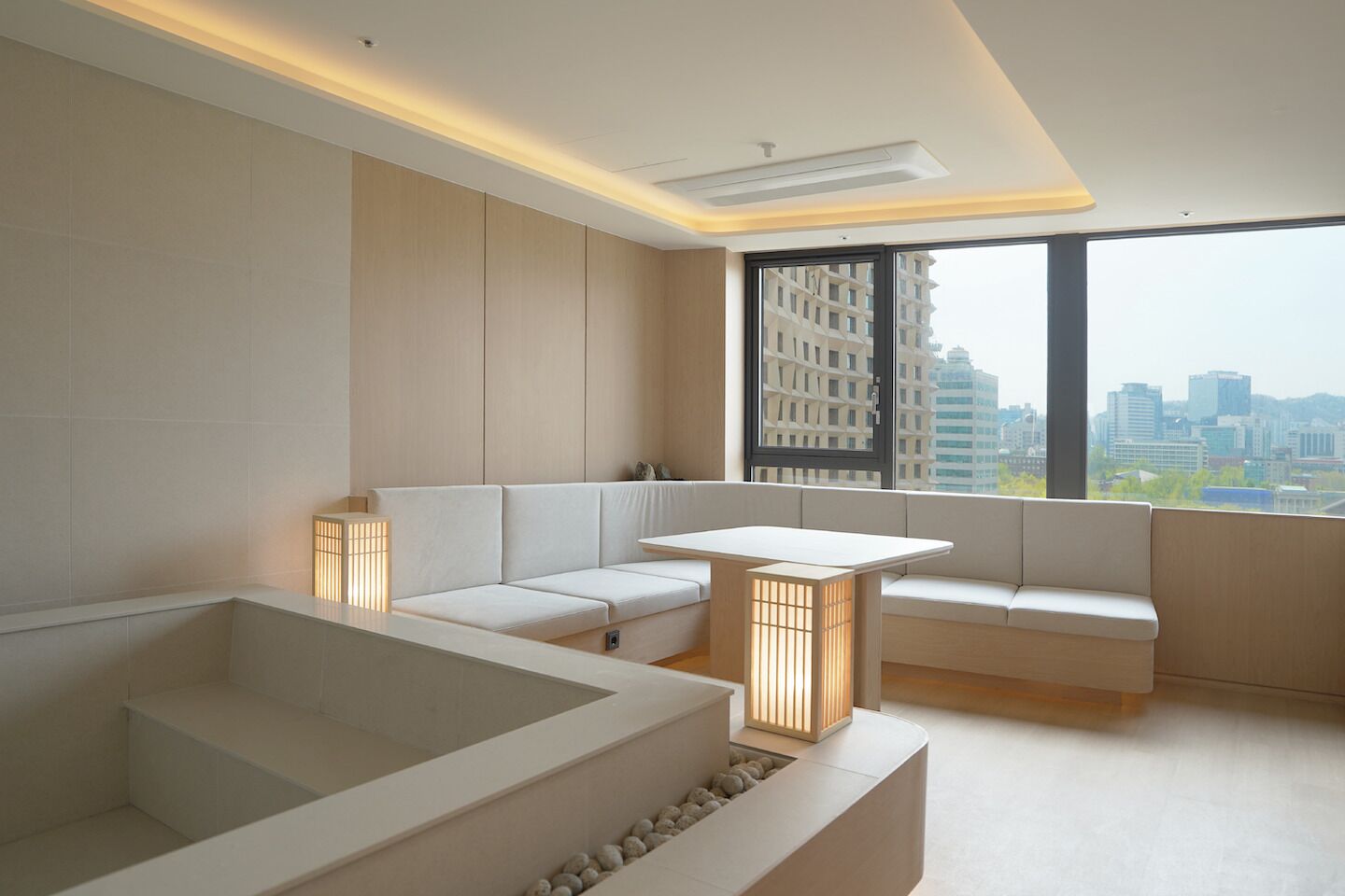 Grand Spa Suite - Plaza View | Vue de la chambre
