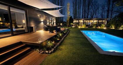 Modern House L