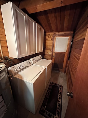 Interior - Cozy Donner Lake Cabin, Mountain Setting & Beach Access (Truckee)