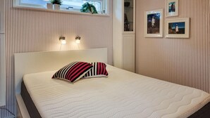 2 bedrooms, WiFi (free)
