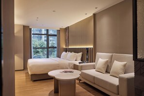 Singola Comfort, vista città | Una scrivania, postazione laptop, tende oscuranti, Wi-Fi gratuito