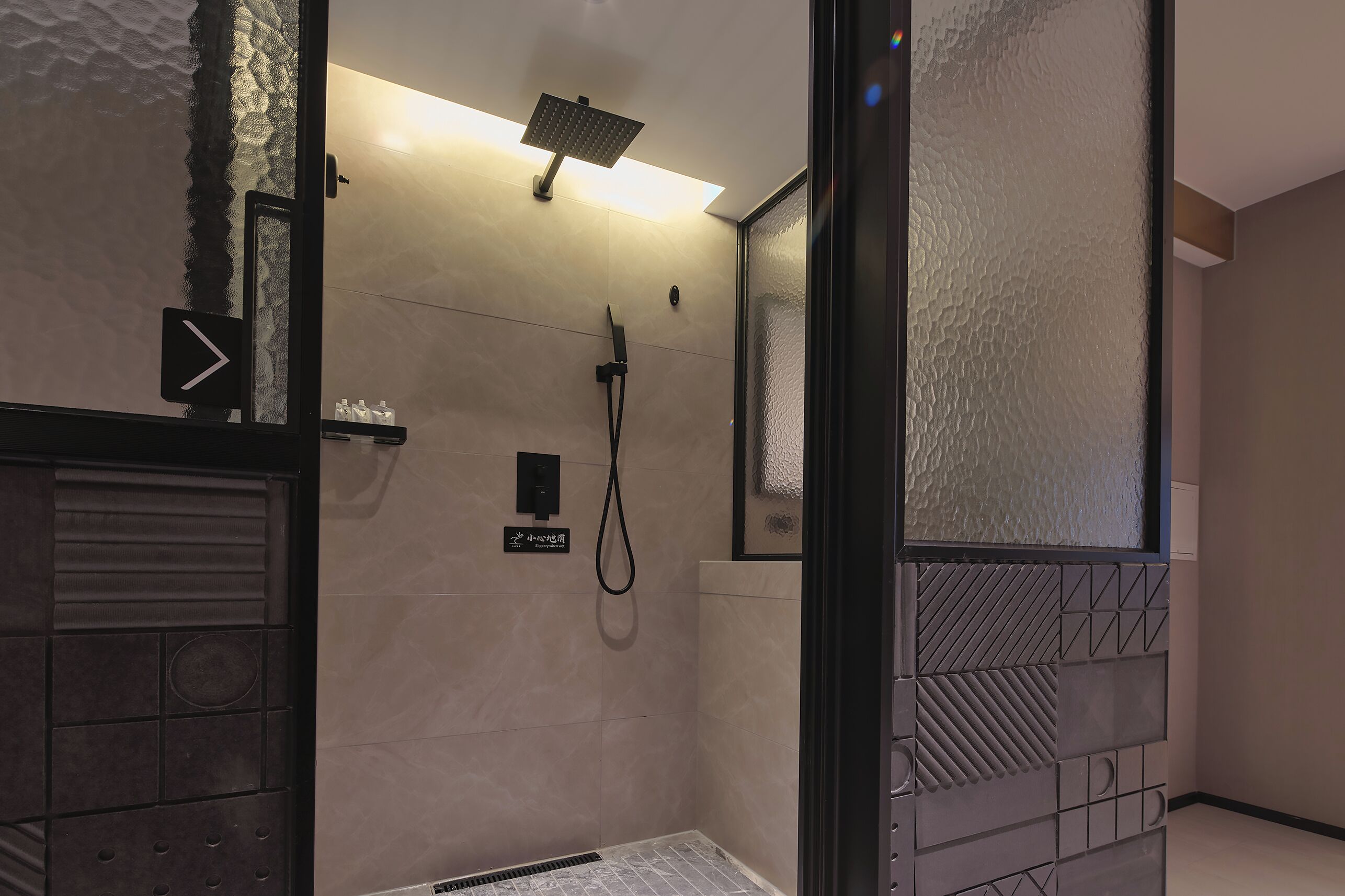 Bathroom | Hair dryer, towels