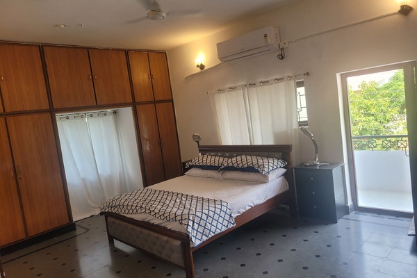 Bed Room