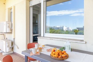 Outdoor dining - Italian Experience- CasaBianca (Lido Di Fermo)