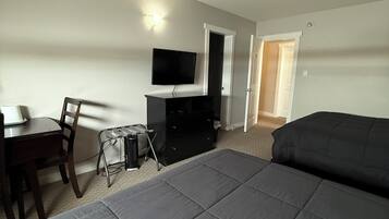 Desk, laptop workspace, WiFi (free)
