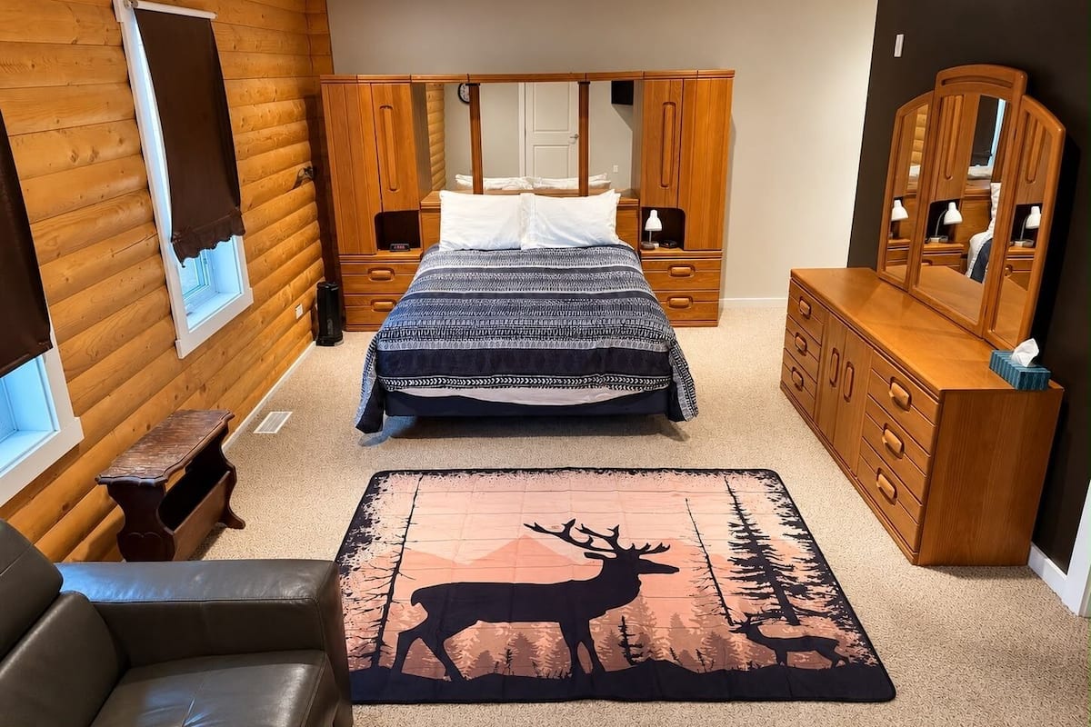 Grand Suite, Non Smoking | Desk, laptop workspace, WiFi (free)