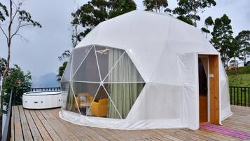 Design Room | Free WiFi, bed sheets