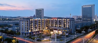 Wanda Moments Bengbu south Railway