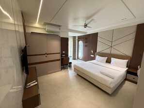 舒適開放式客房, 陽台 | 筆電工作空間、免費無線上網