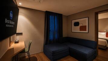 Luxury Suite, City View | In-room safe, desk, laptop workspace, blackout drapes