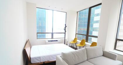 3bd, 2 bath, massive luxury apartment in Fidi