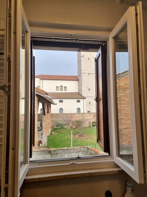 Interior - A whole house near Palmanova, with a private entrance and garden. (Ontagnano)