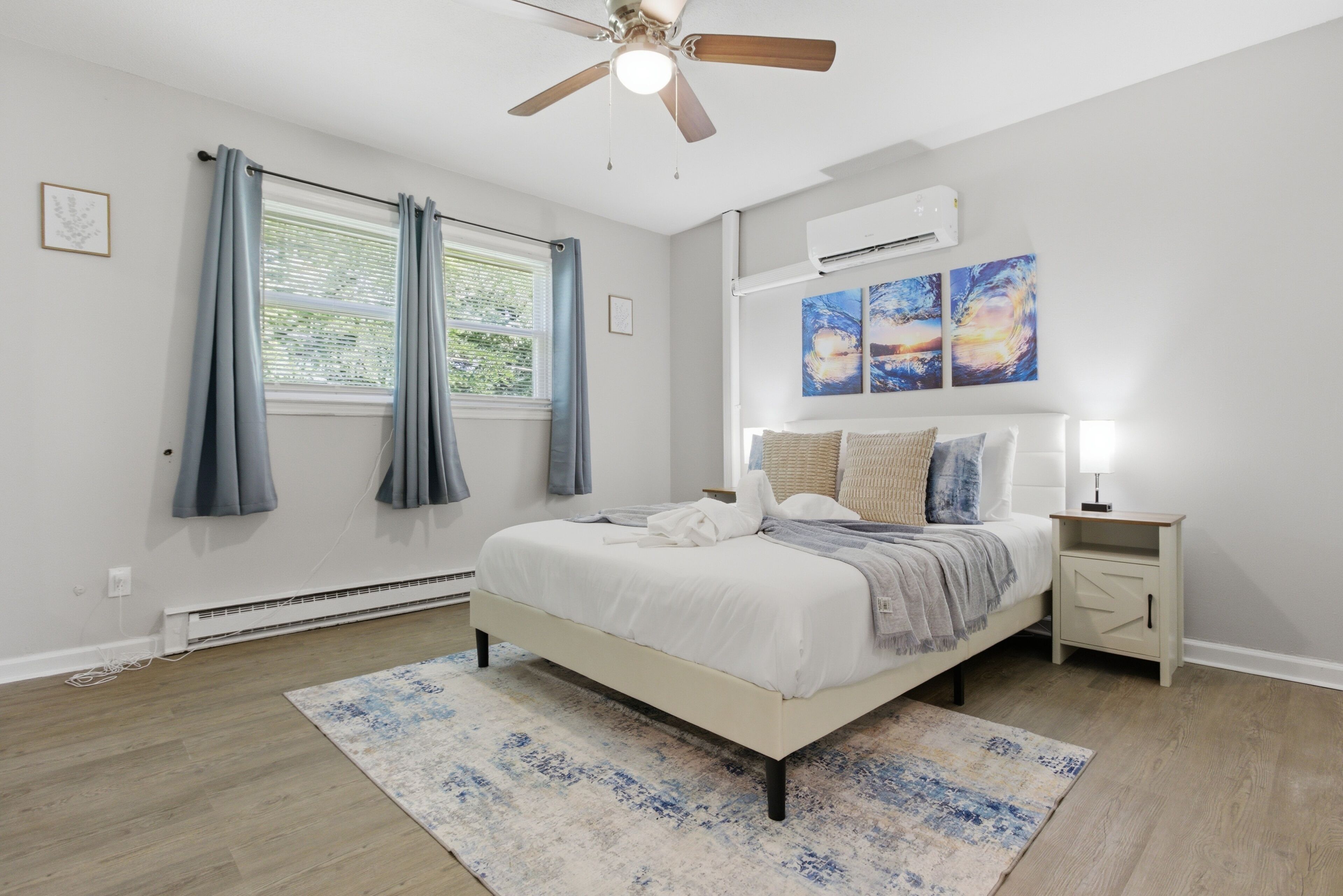2 bedrooms, desk, free WiFi, bed sheets