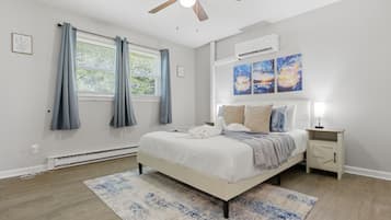 2 bedrooms, desk, free WiFi, bed sheets