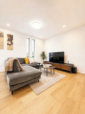TV - Vrbo Property (台東区)
