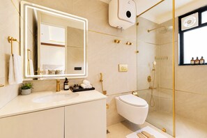 Luxury Villa | Bathroom - ELIVAAS privé ASK Farms Pet-friendly (Gurugram)