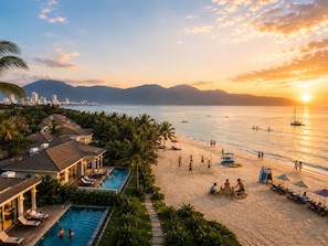 On the beach - Premier Village Da Nang by KayStay (Ngũ Hành Sơn)