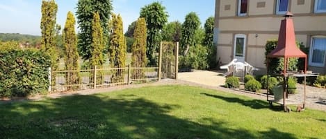 Bungalow | Property grounds