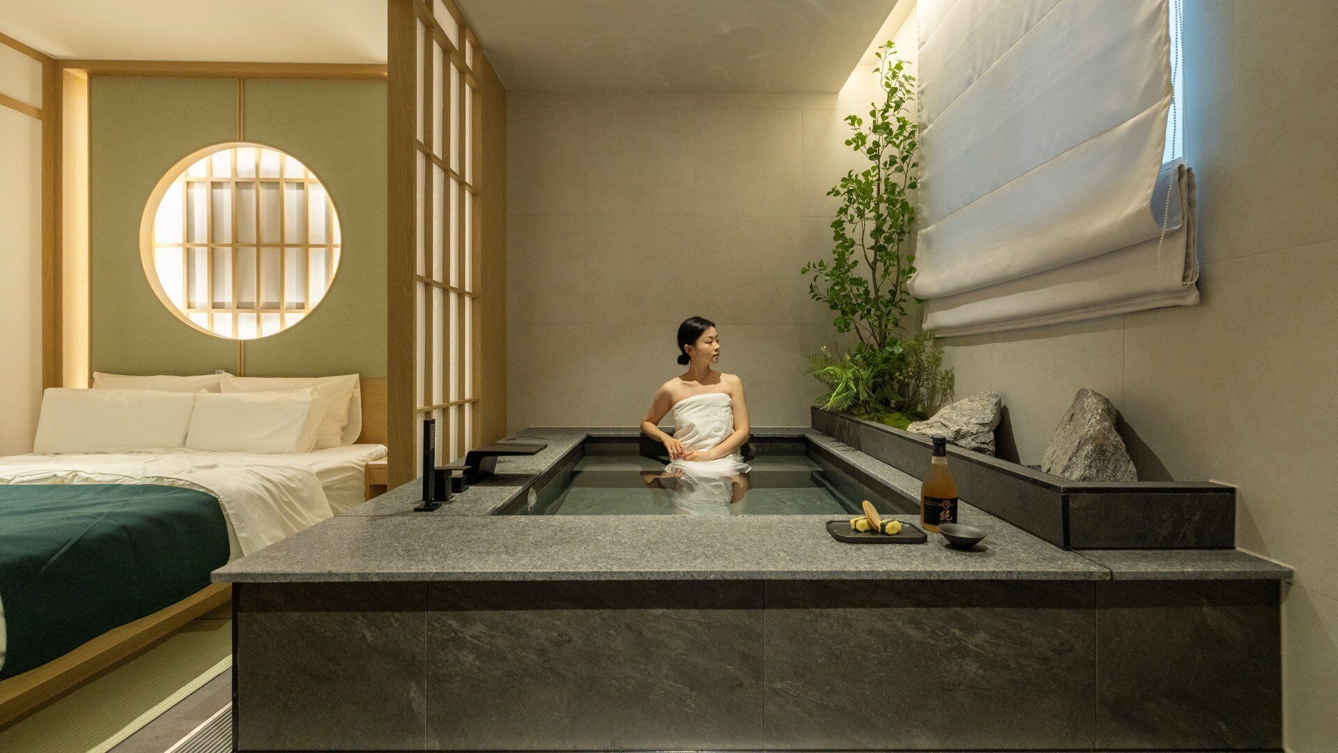 Signature Spa | Blackout drapes, soundproofing, WiFi (free), individually decorated