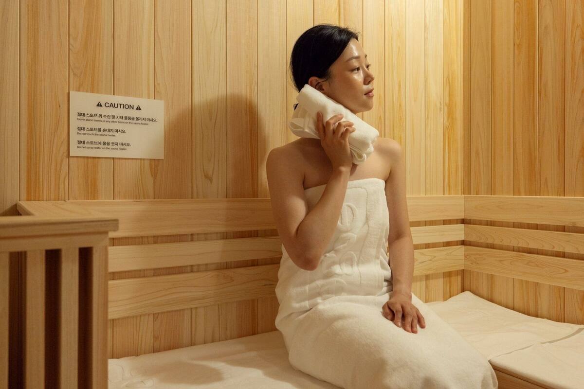 Deluxe Sauna | Room amenity