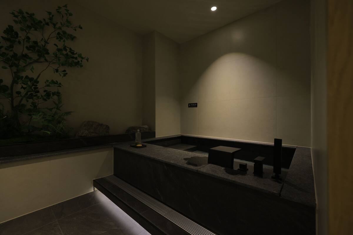 Quarto luxo, vista para a cidade | Spa