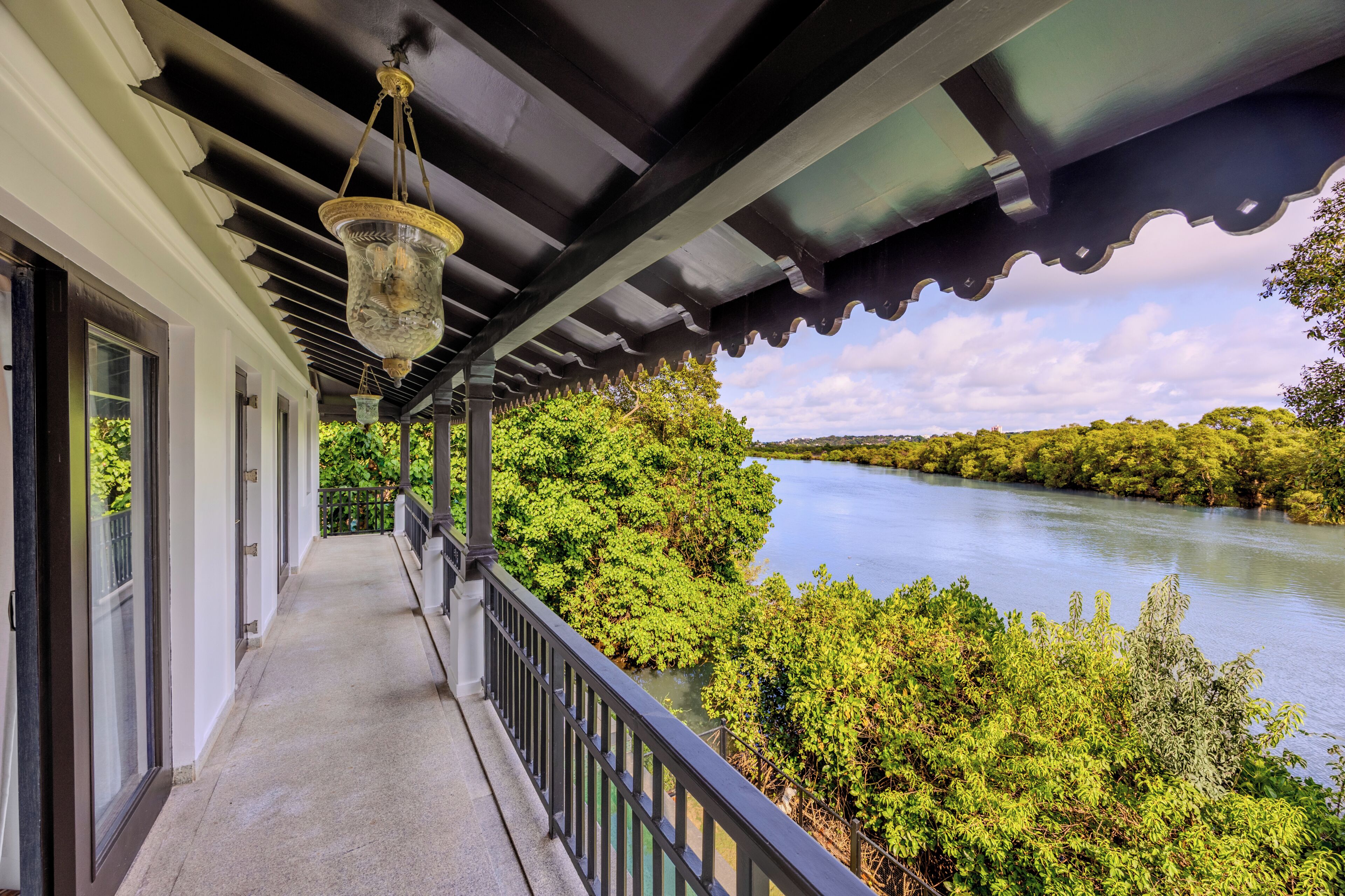 Deluxe Villa | Property grounds