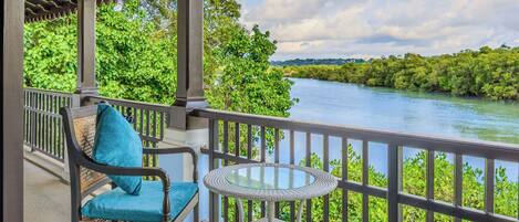 Deluxe Villa | Property grounds