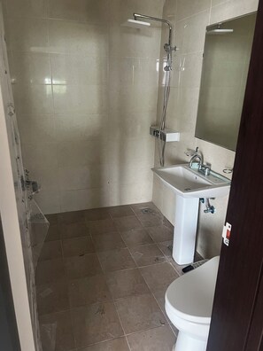 Basic Studio Suite | Bathroom - Plott Archive Jeju (Cheju)