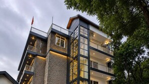 Ảnh chưa phân loại, 5 trong số 26 ảnh, nút