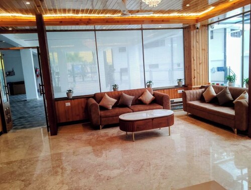 Hotel Indradhar