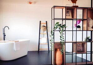 Habitació Deluxe | Bany | Tovalloles, sabó i paper higiènic