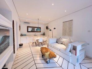 Living area - Kima Surf Camp Seminyak (Kabupaten Badung)