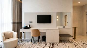 Trendy Room with 2 Single Beds | Interior