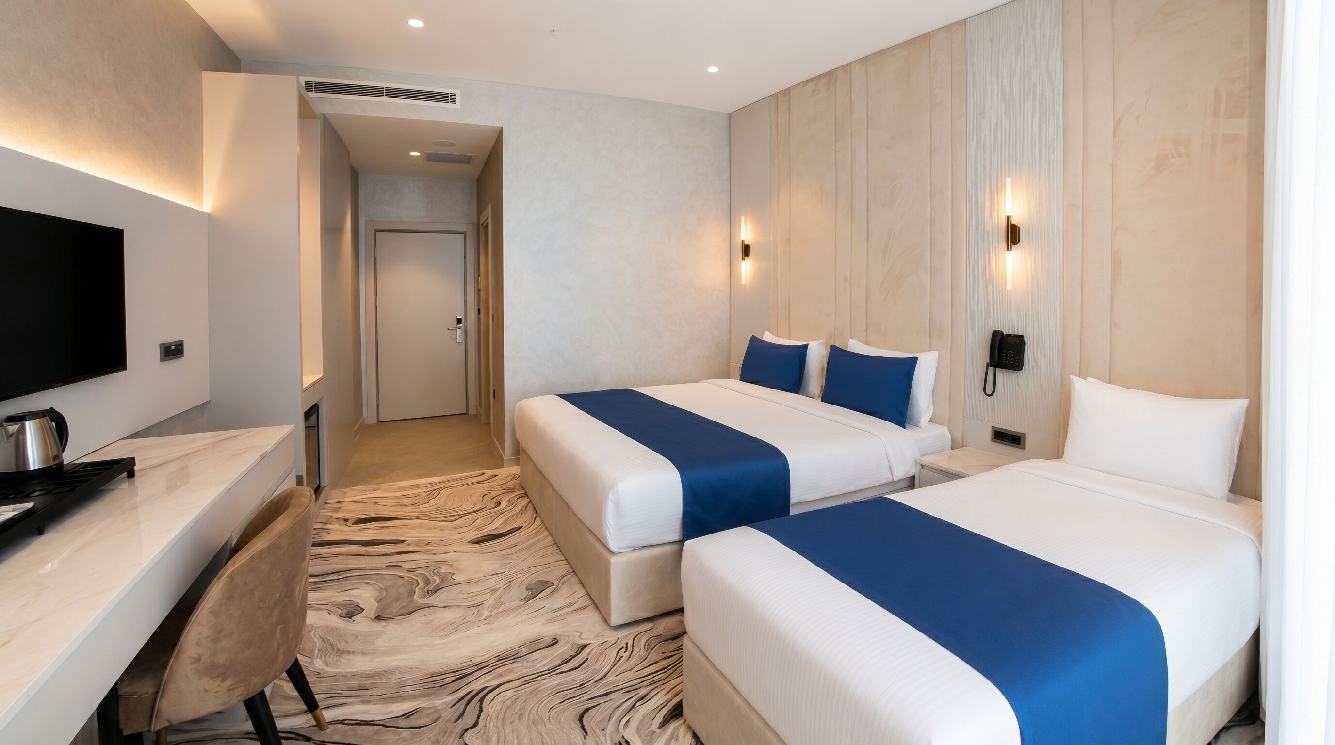 Standard Triple Room | Minibar, free WiFi, bed sheets